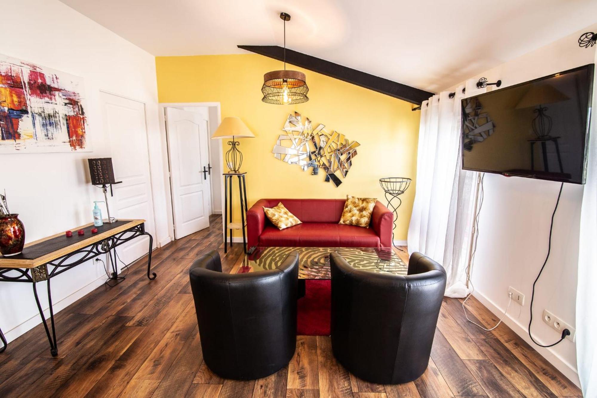 Le Dupe Aparthotel Brissac-Quince Екстериор снимка
