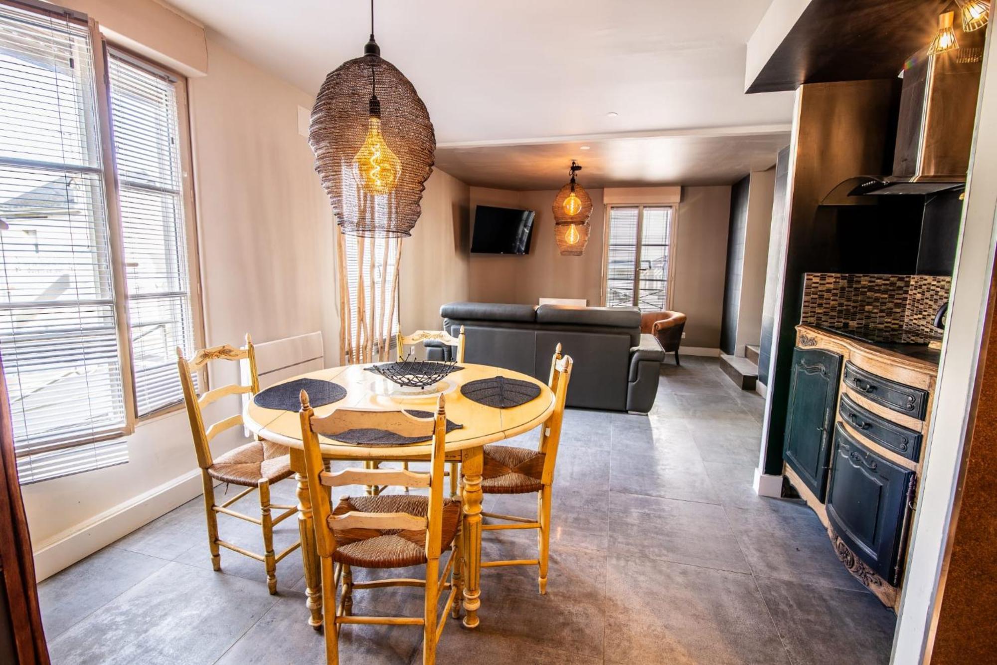 Le Dupe Aparthotel Brissac-Quince Екстериор снимка