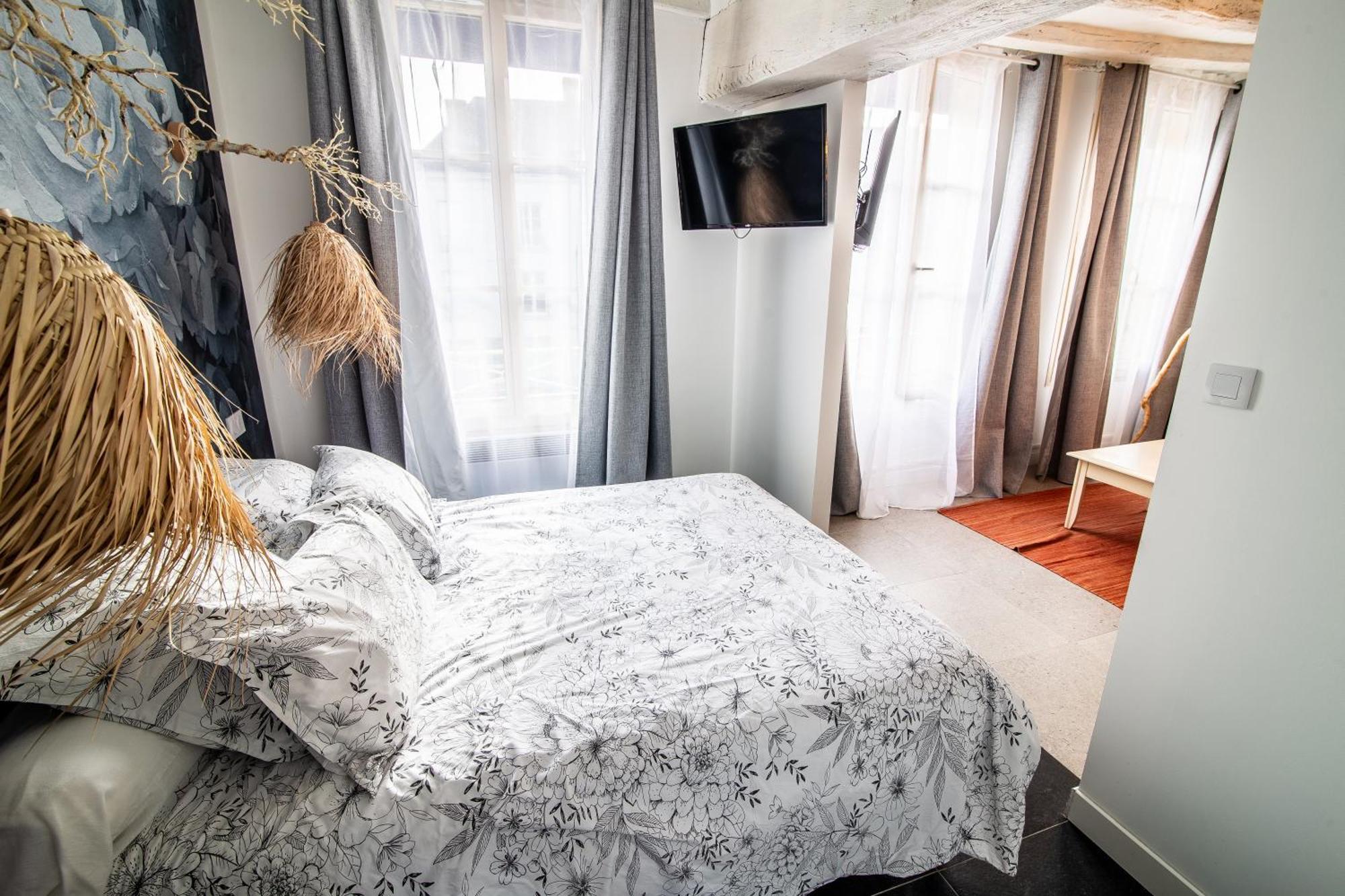 Le Dupe Aparthotel Brissac-Quince Екстериор снимка